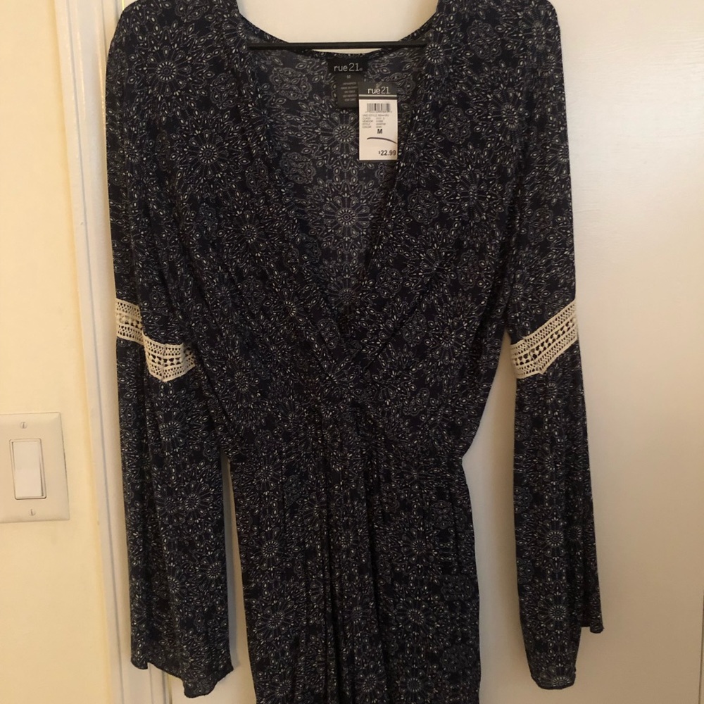 Romper - Picture 2 of 2